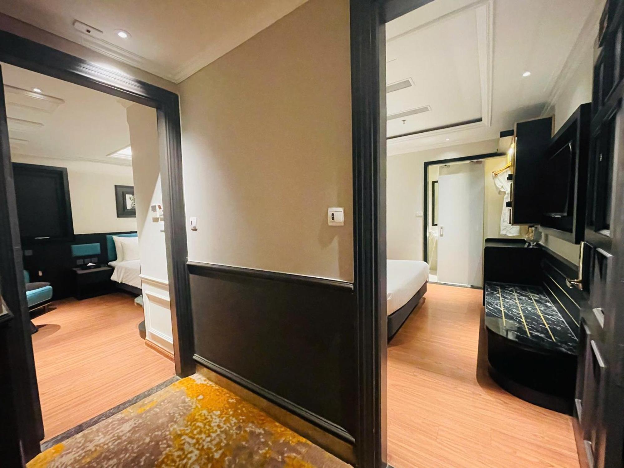 Champton Hanoi Hotel Екстериор снимка