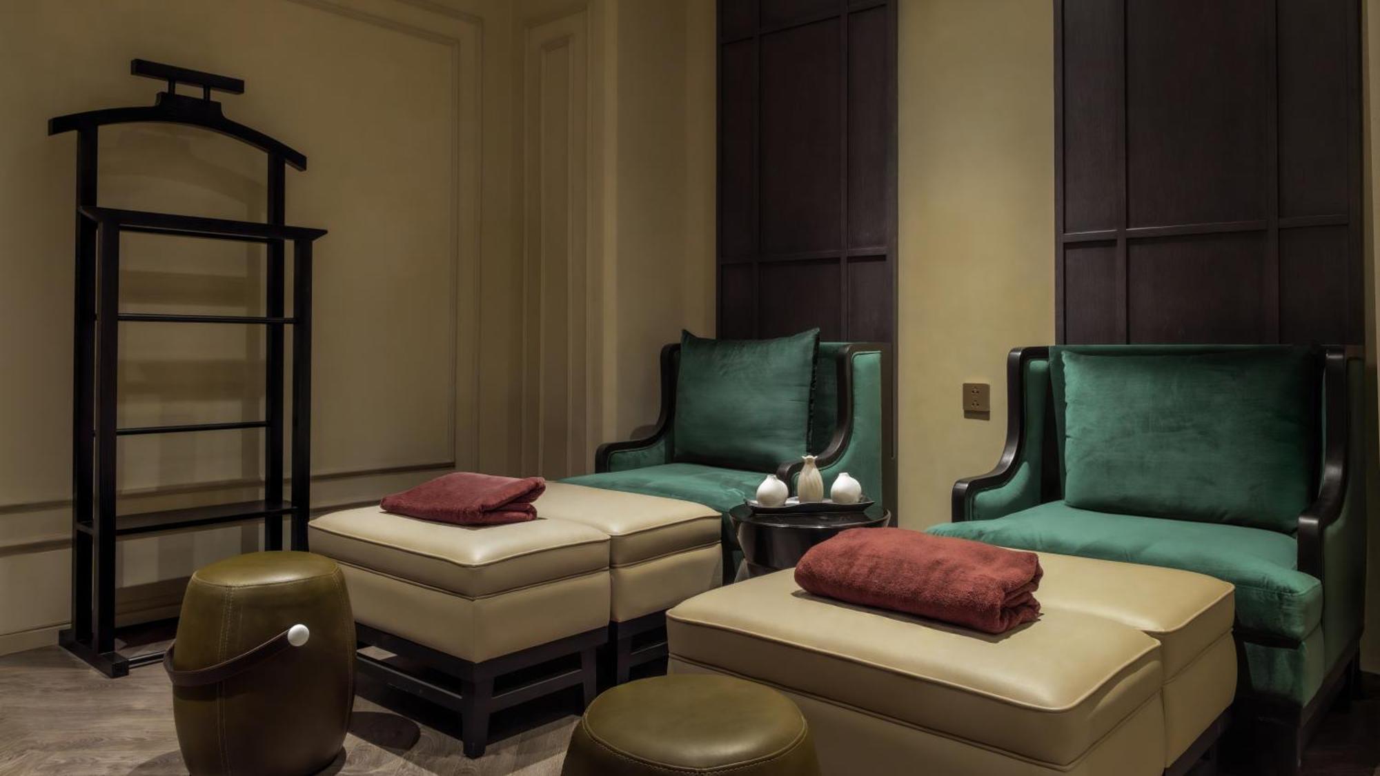 Champton Hanoi Hotel Екстериор снимка